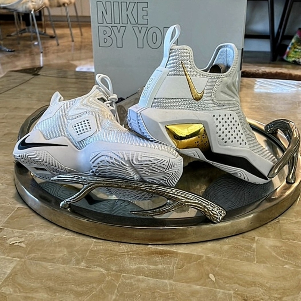 LE Nike LeBron Soldier 14 "By You" White/Gold Custom Sneaker Sz.Men-8/ Women-9.5